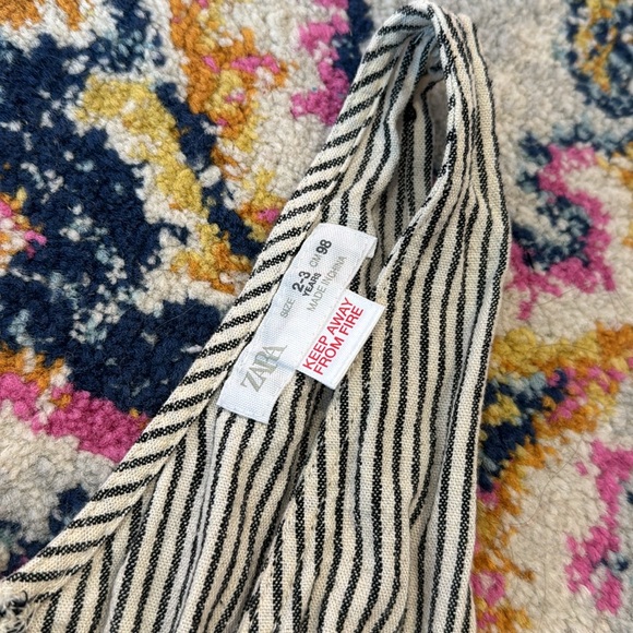 Zara dress - Picture 3 of 3